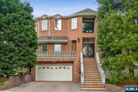 719 Cypress Street New Milford NJ 07646