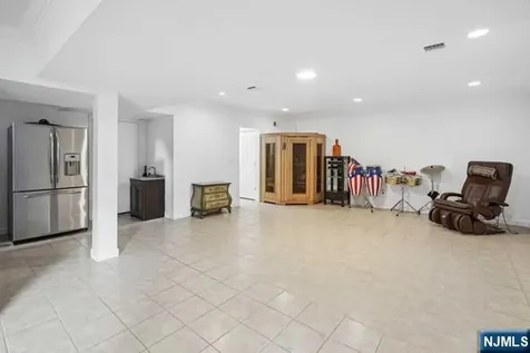 719 Cypress Street New Milford NJ 07646