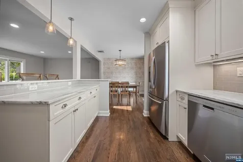 23 Hampshire Road Paramus NJ 07652