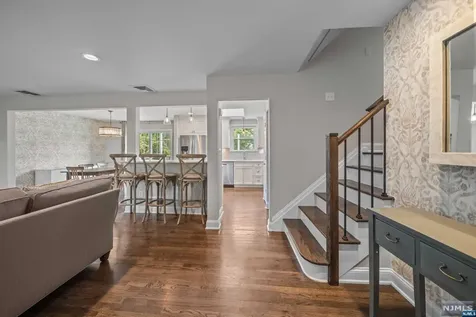 23 Hampshire Road Paramus NJ 07652