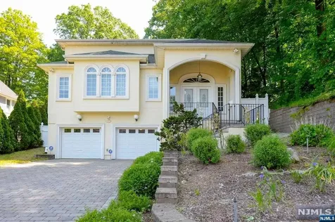 529 Fairview Avenue Westwood NJ 07675