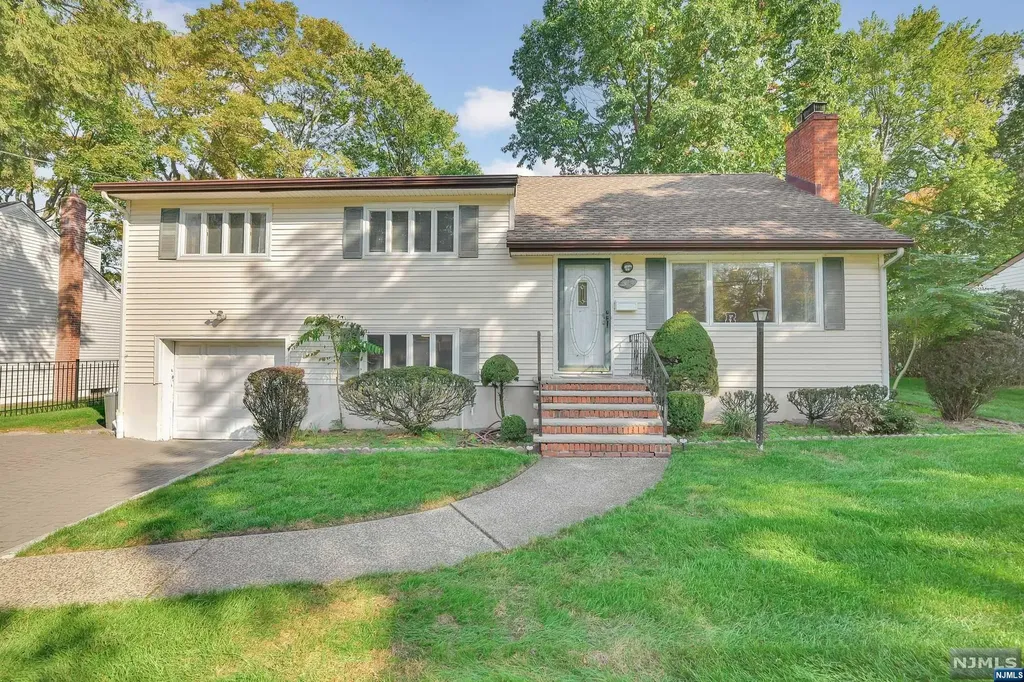 541 Jemco Place Ridgewood NJ 07450