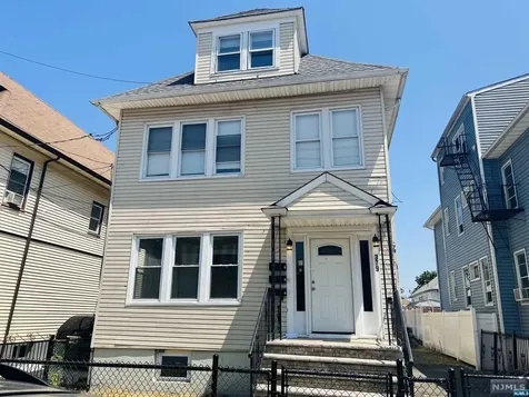 377-379 E 29th Street Paterson NJ 07514