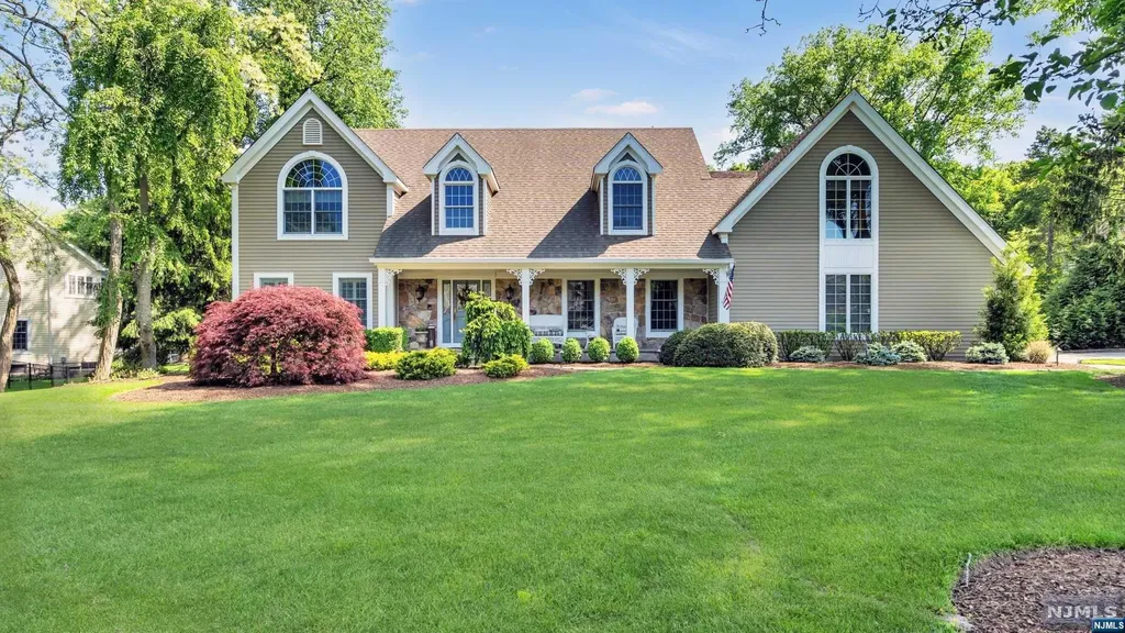 524 Old Post Road Wyckoff NJ 07481
