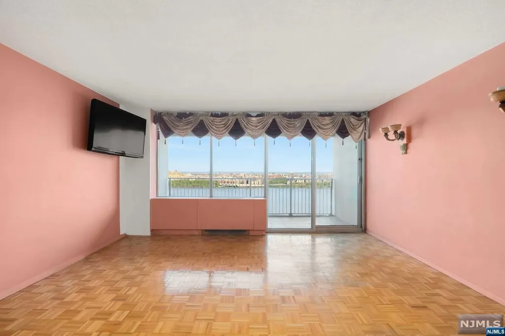 6 Horizon Road Fort Lee NJ 07024