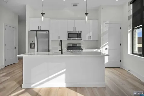 1 Union Avenue Cresskill NJ 07626