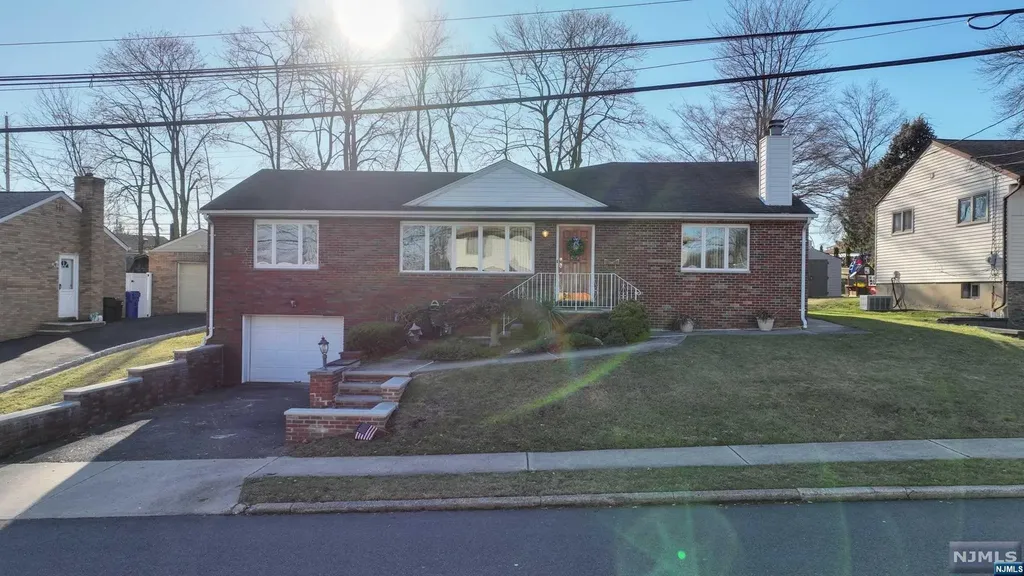 15 Claremont Avenue Totowa NJ 07512