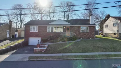 15 Claremont Avenue Totowa NJ 07512