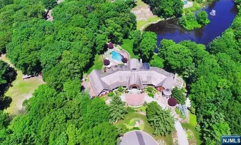 876 Trailing Ridge Road Franklin Lakes NJ 07417