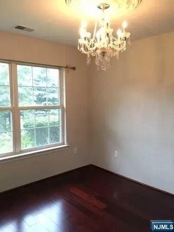 2137 Isabelle Court Mahwah NJ 07430