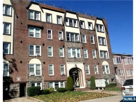 411 Highland Avenue Palisades Park NJ 07650