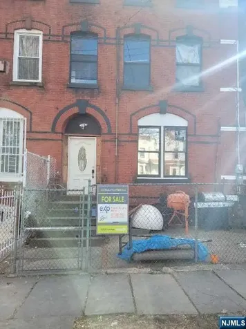 23 Wakeman Avenue Newark NJ 07104