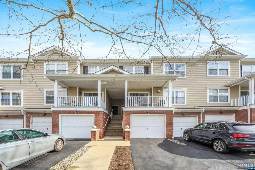 92 Carter Road Wanaque NJ 07420