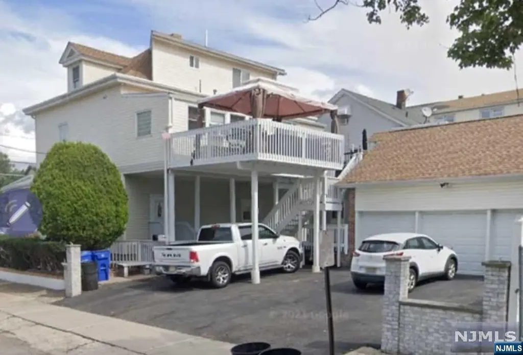 328-330 5th Avenue Paterson NJ 07514