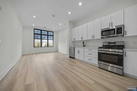 1 Union Avenue Cresskill NJ 07626