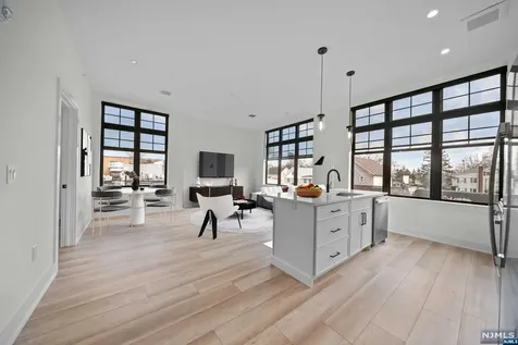 1 Union Avenue Cresskill NJ 07626