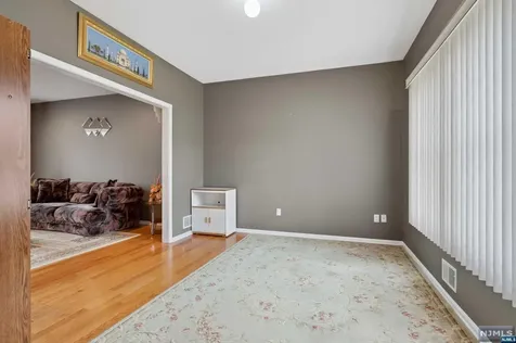 563 Arlington Avenue South Plainfield NJ 07080