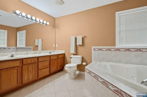 563 Arlington Avenue South Plainfield NJ 07080