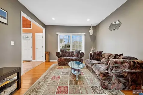563 Arlington Avenue South Plainfield NJ 07080