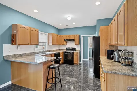 563 Arlington Avenue South Plainfield NJ 07080