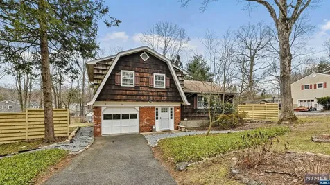 25 Catherine Court Ringwood NJ 07456