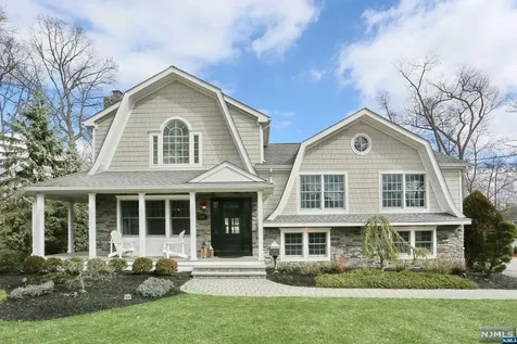 169 Van Houten Avenue Wyckoff NJ 07481