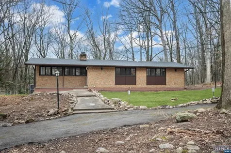 2 Audubon Drive Denville Township NJ 07834