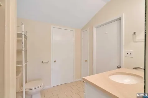 9 W Allendale Avenue Allendale NJ 07401