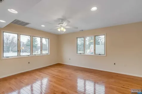 9 W Allendale Avenue Allendale NJ 07401