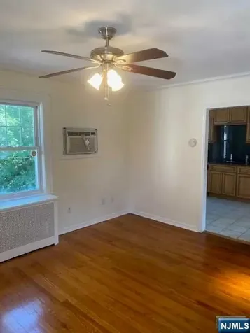81 Brook Street Bergenfield NJ 07621