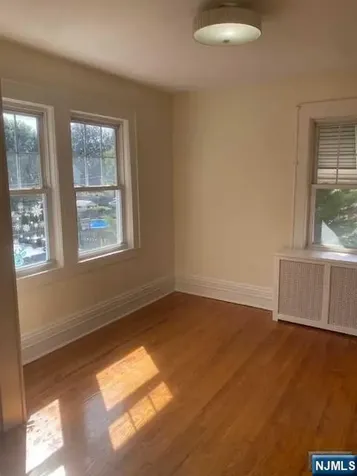 81 Brook Street Bergenfield NJ 07621