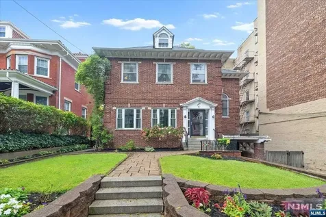 145 Bentley Avenue Jersey City NJ 07304