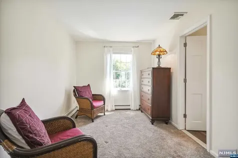 18 Dorset Lane Andover Twsp NJ 07848