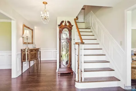 18 Dorset Lane Andover Twsp NJ 07848