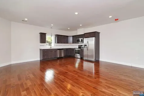 169 Passaic Street Hackensack NJ 07601
