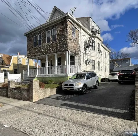 669-671 E 30th Street Paterson NJ 07513