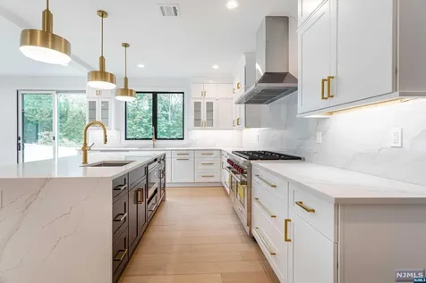 6 Wedgehill Lane Montvale NJ 07645