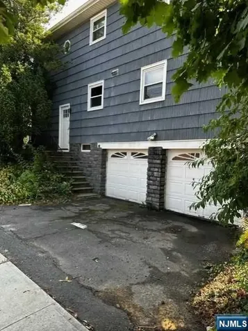 164 6th Avenue Hawthorne NJ 07506