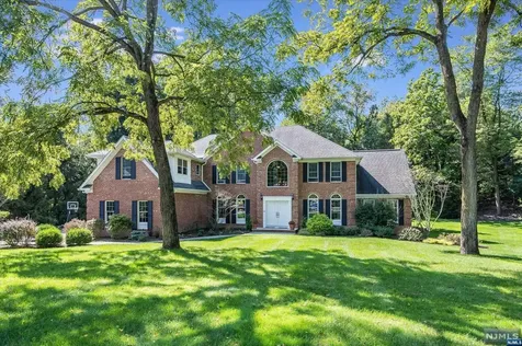 9 Matthew Place Mahwah NJ 07430