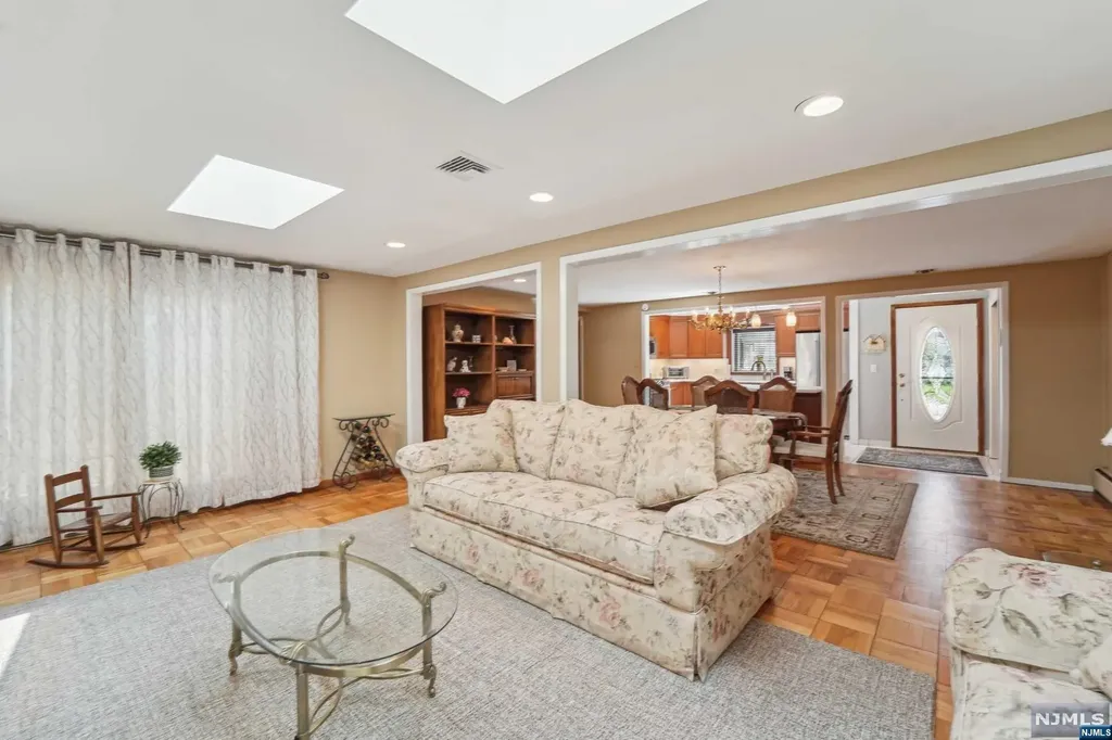 143 Emwood Drive Emerson NJ 07630