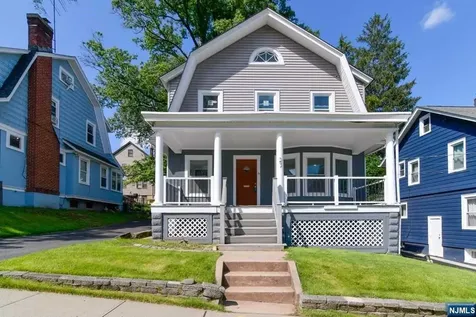 27 Wellington Avenue West Orange NJ 07052