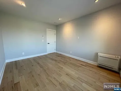 9009 Riverside Place North Bergen NJ 07047