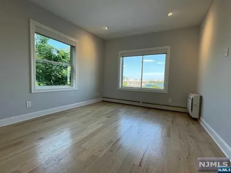 9009 Riverside Place North Bergen NJ 07047