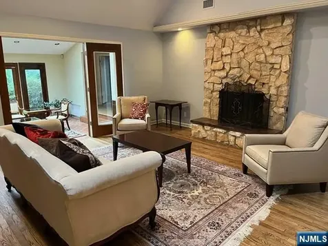25 Ackerman Road Saddle River NJ 07458