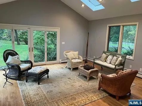 25 Ackerman Road Saddle River NJ 07458