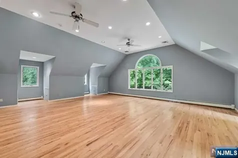 25 Ackerman Road Saddle River NJ 07458