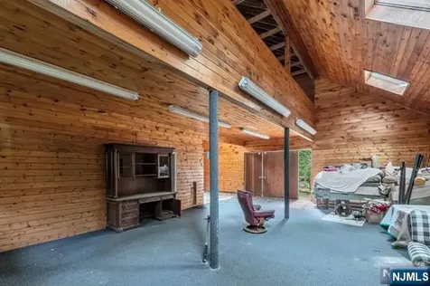 25 Ackerman Road Saddle River NJ 07458