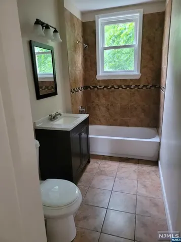 336 S 6th Street Newark NJ 07103