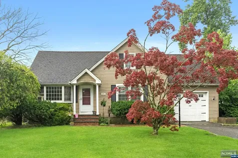 301 Saint Nicholas Avenue Hillsdale NJ 07642