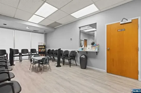 111 Galway Place Teaneck NJ 07666